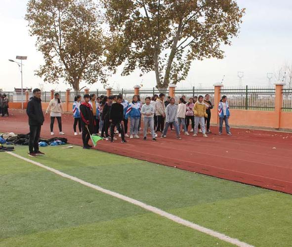 图河中学举行体育健康测试运动会